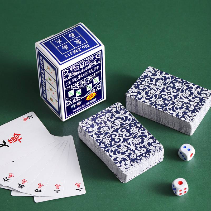 Ten dice from a large, thick, bouquet